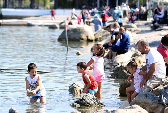 Sapanca'da bayram yoğunluğu