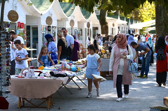 Sapanca'da bayram yoğunluğu