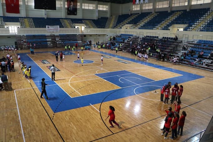 Büyükşehir Basket maçlarını Serdivan'da oynayacak