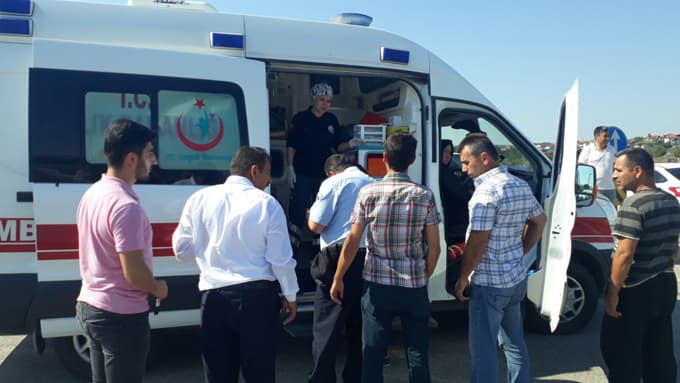 Karasu Kavşağı'nda trafik kazası