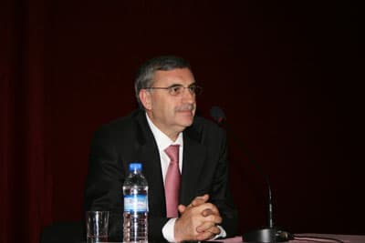 AKP: "Hiçbir Şeyden Korkmanıza Gerek Yok"