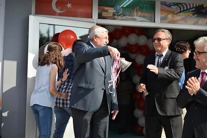 Vali Balkanlıoğlu'nu duygulandıran sürpriz