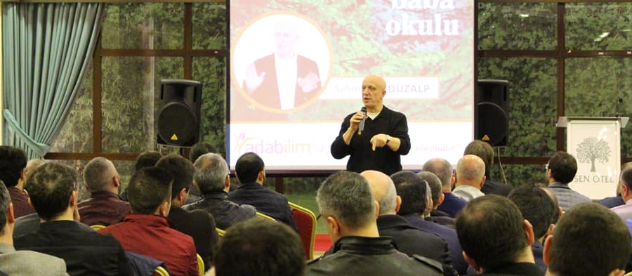 Gündüzalp 'Örnek Şahsiyet' oldu