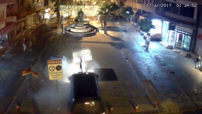 Trafik kazaları mobese kameralarına böyle yansıdı