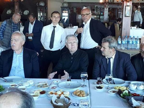 Fenerbahçe Başkanı Aziz Yıldırım, Sapanca'ya geldi