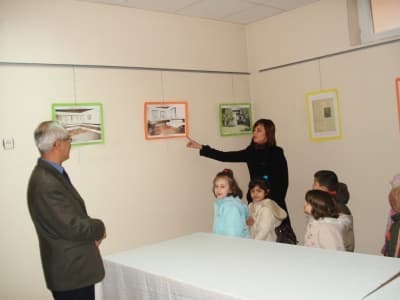 Minik Öğrencilerden Kütüphane Gezisi