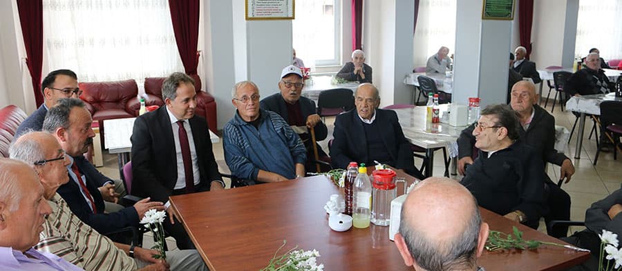 Sosyal Hizmetler Dairesi Başkanı'ndan Huzurevi ziyareti