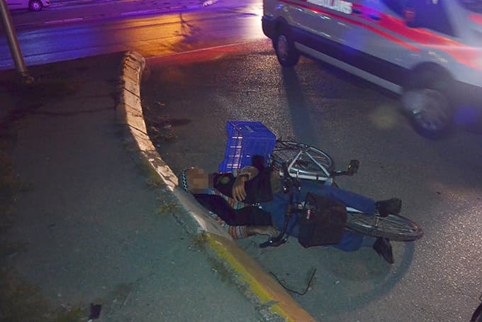 İşe giden yaşlı adam baygınlık geçirdi