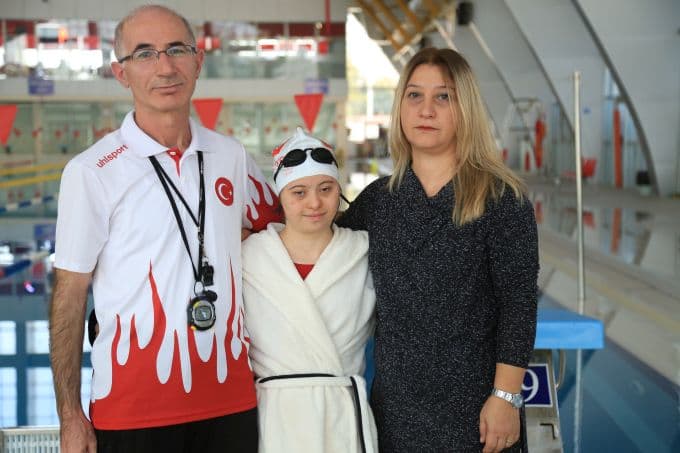 Down sendromlu yüzücünün gözü Avrupa şampiyonluğunda 