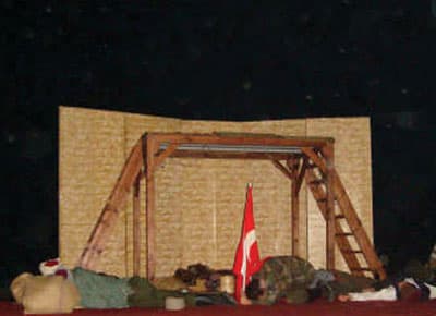 "Çanakkale Askerine Rütbe Gerekmez" Sahnelendi