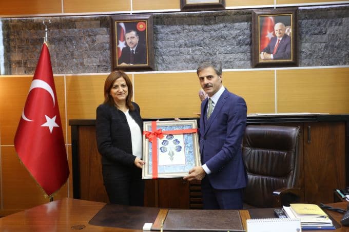 Yavru Vatan Kıbrıs'tan Başkan Alemdar'a misafir oldular