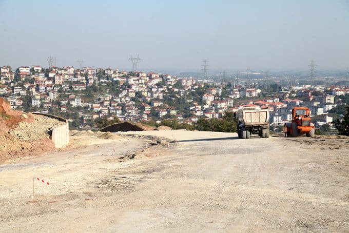 Şehrin 3. girişi asfalta hazırlanıyor
