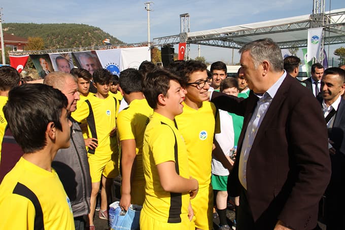 Taraklı Spor Tesisleri hizmet vermeye başladı