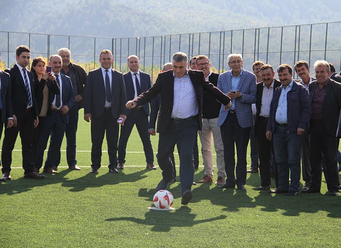 Taraklı Spor Tesisleri hizmet vermeye başladı