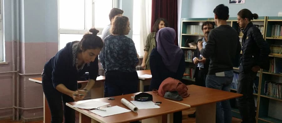 Mimarlık Bölümünden Bakırlıya Kütüphane