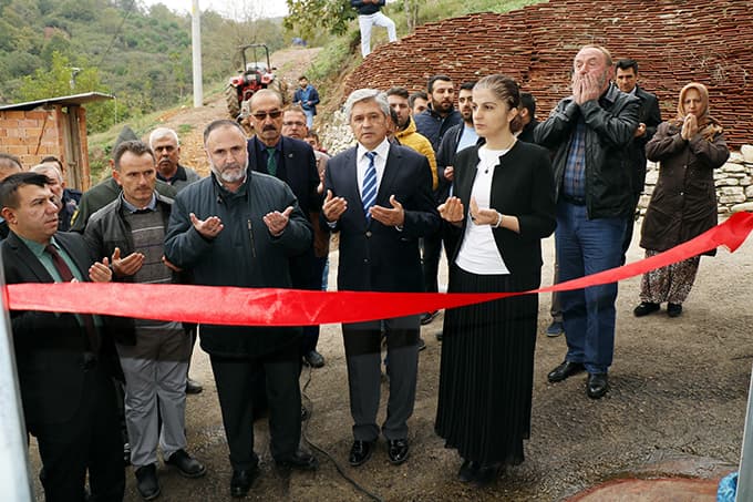 Köydeki fabrikada üretilen pekmezler dünyaya ihraç edilecek