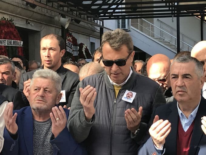 Eski Emniyet Müdürü Şahin, son yolculuğuna uğurlandı