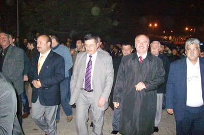 Başkanlarını Davul-Zurnayla Karşıladılar