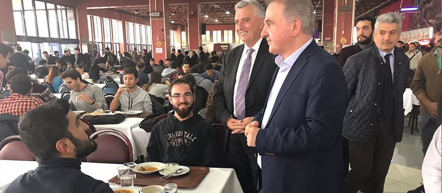Rektör Öğrencileri Dinledi