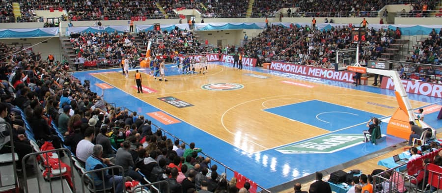 Dev Adamlar, Beşiktaş ile karşılaşıyor