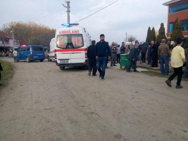 Akyazı'da silahlı saldırı