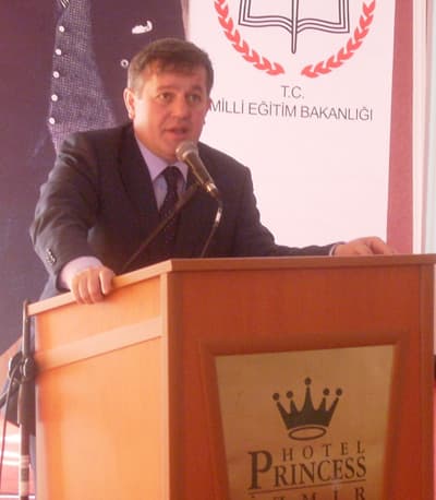 Hedef İlköğretimde %100 Okullulaşma
