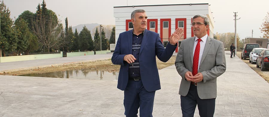 Başkan Toçoğlu, Akyazı'da incelemelerde bulundu 