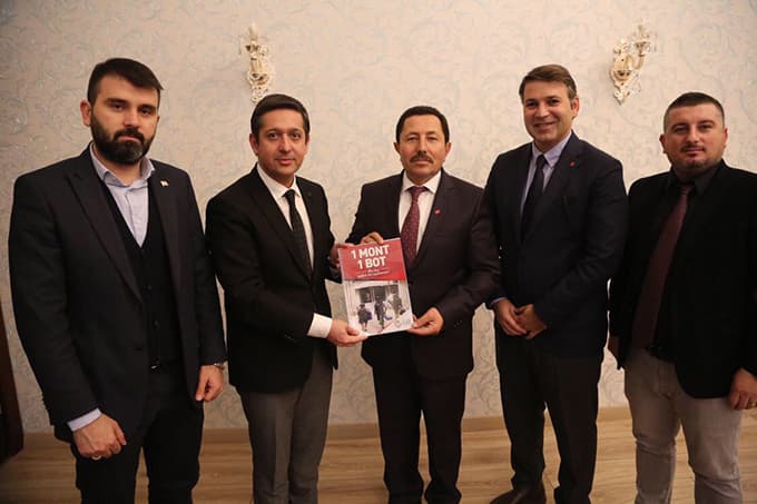 Sakarya GİAD 250 çocuğu giyindiriyor