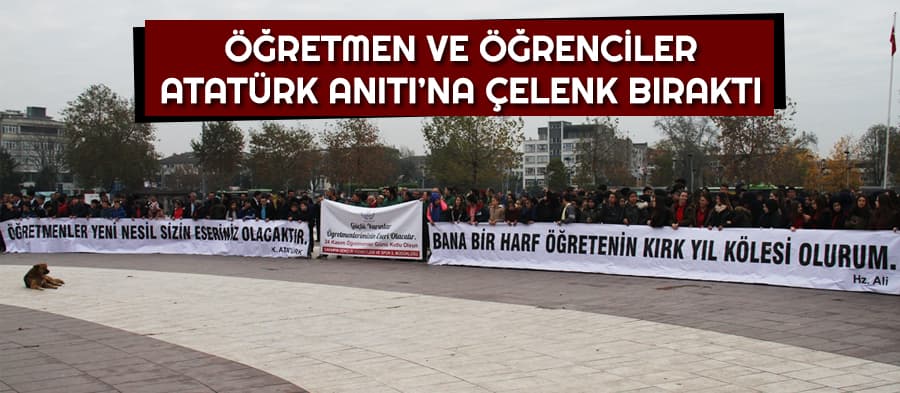 Atatürk Anıtı'nda bir araya gelip çelenk bıraktılar