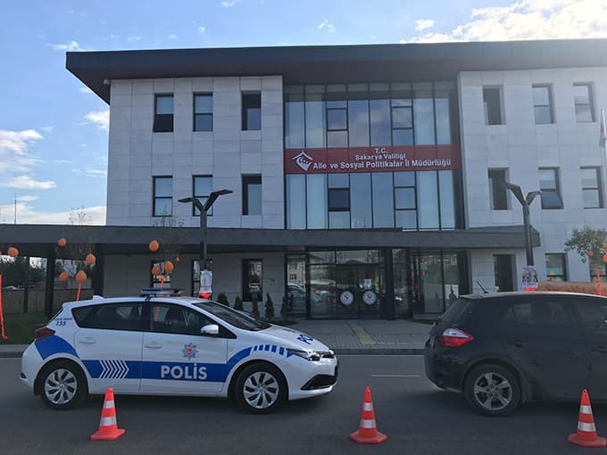 Adapazarı'nda intihar girişimi