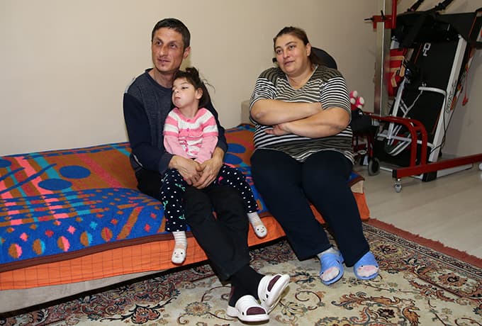 4 yıl sonra "anne" diyen Elif, tedavi için destek bekliyor