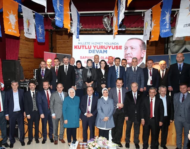 AK Parti Sapanca'da 6.olağan kongresi düzenlendi