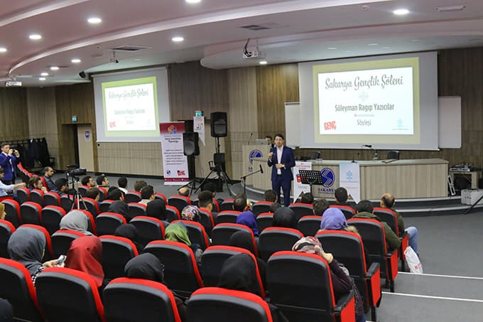 Gençlik Şöleni İçin Bir Araya Geldiler