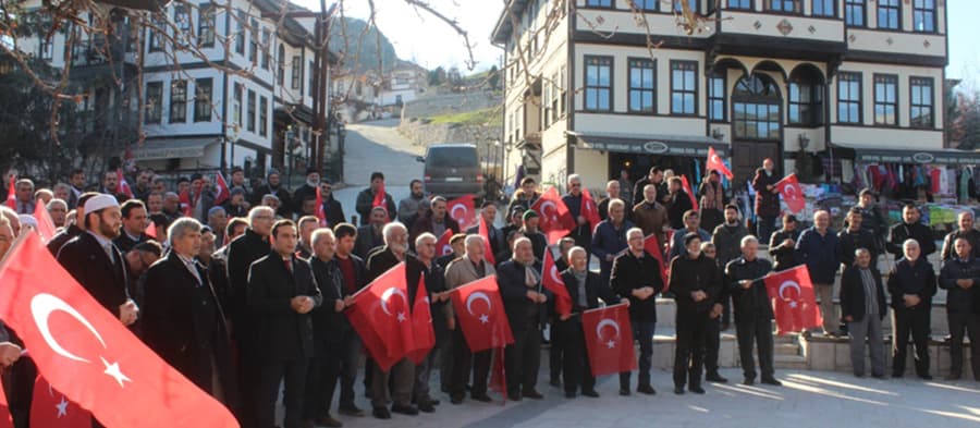 Sakin şehir ayaklandı