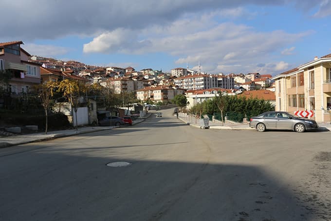 Karadere Caddesi yeni yüzüne kavuştu