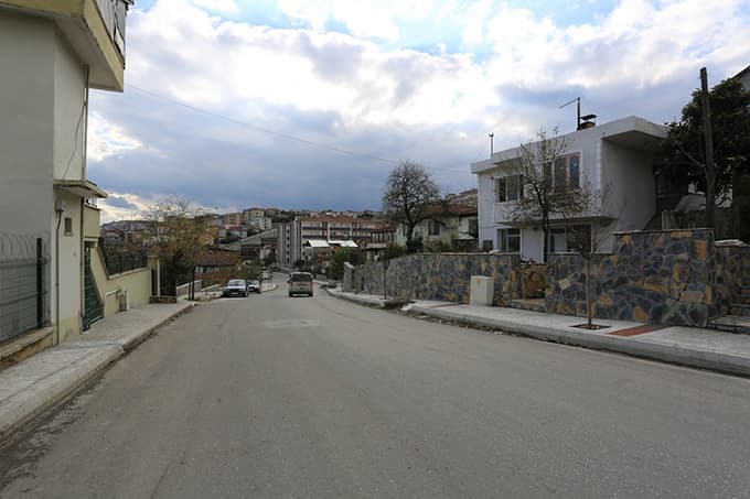 Karadere Caddesi yeni yüzüne kavuştu