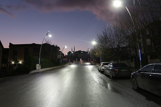 Karadere Caddesi yeni yüzüne kavuştu