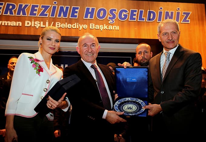 Pelin Çift ve Ahmet Şimşirgil Sakaryalılarla buluştu