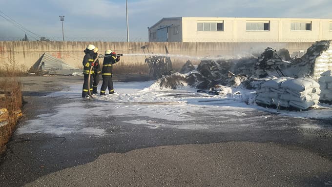 Kocaeli'deki kimyasal yangına SEDAŞ desteği