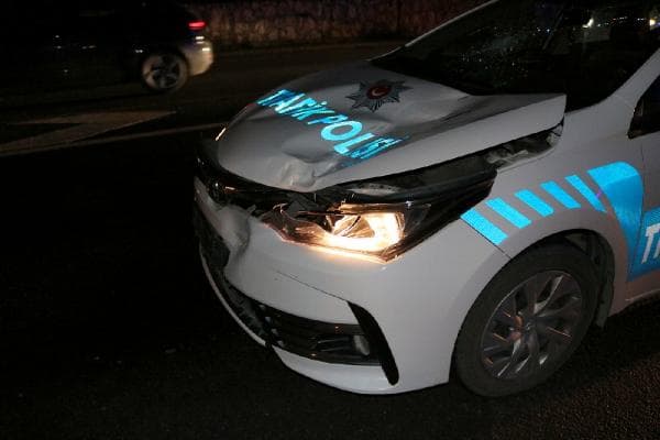 Polis aracının çarptığı genç kız öldü