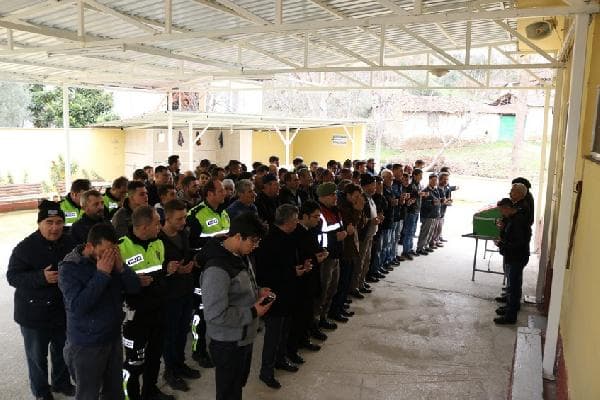 21 yaşındaki Emine'ye son görev