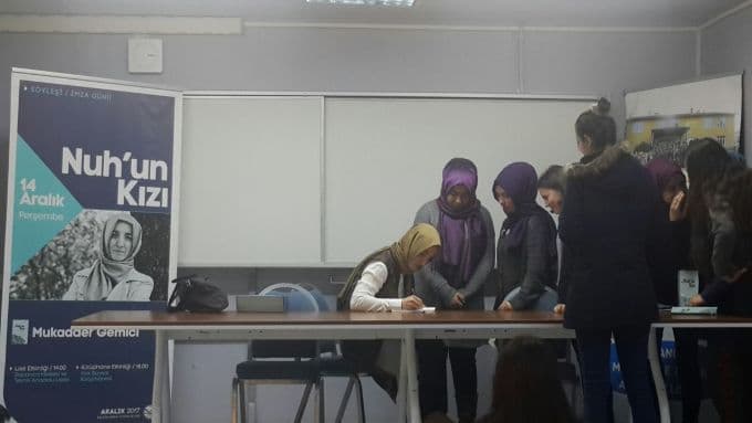 Yazar Mukadder Gemici, liseli öğrencilerle buluştu