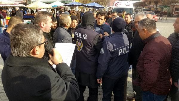 İşçilerle vatandaşlar arasında "kötü koku" tartışması