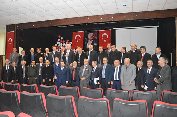 Vali Balkanlıoğlu, muhtarlarla bir araya geldi