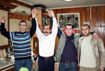 Yarasa Berber Muhtar Adayı