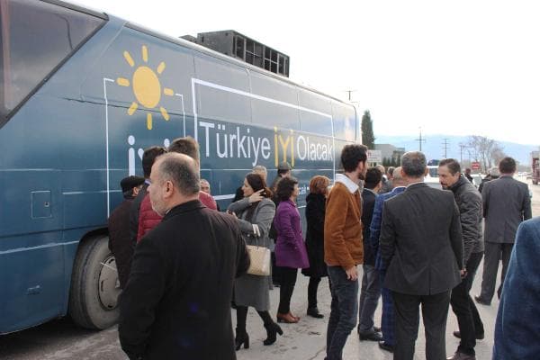 Meral Akşener Sakarya'ya gelemedi