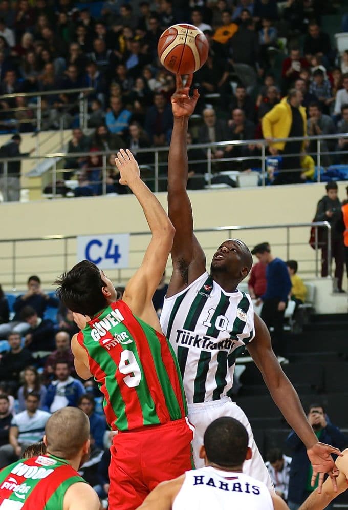 Sakarya Büyükşehir Basket, Karşıyaka'yı da affetmedi