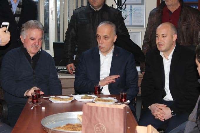 Türk-İş Başkanı Atalay, yeni yıla işçilerle birlikte girdi