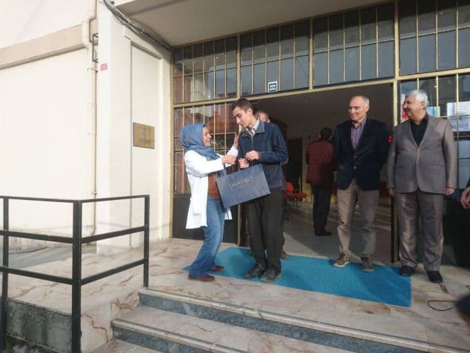 Yarışmada derece alan liseliler için ödül töreni