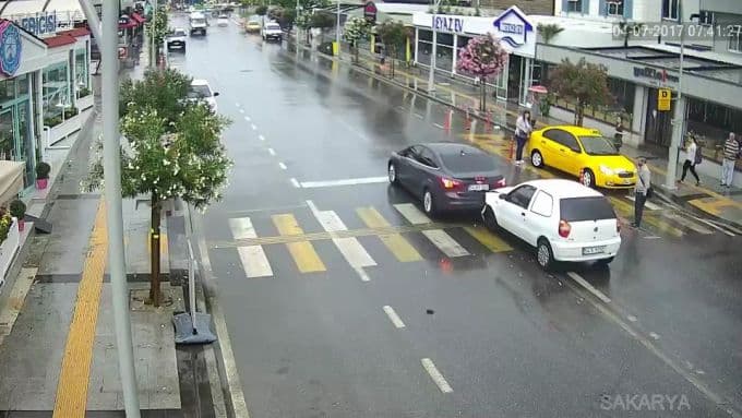 Sakarya'daki trafik kazaları mobeselere yansıdı